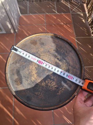 Soporte auxiliar de metal para macetas