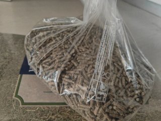 Fieno e mangime per roditori criceti conigli nani