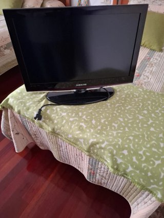 Samsung LE26C450E1WXXC TV