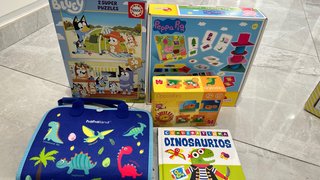 Lote de juegos infantiles Bluey, Peppa Pig y más
