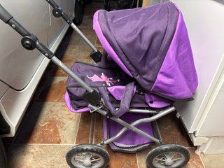Carrito de juguete para bebé morado