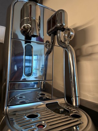 Nespresso Creatista Plus + accesorios