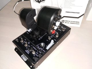 HOTAS Thrustmaster Warthog Dual Throttles+joystick