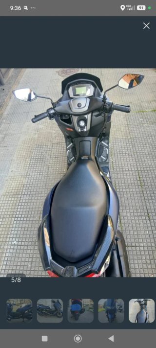 Yamaha Nmax 125 azul