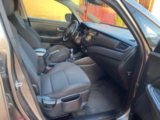 KIA Carens 2016