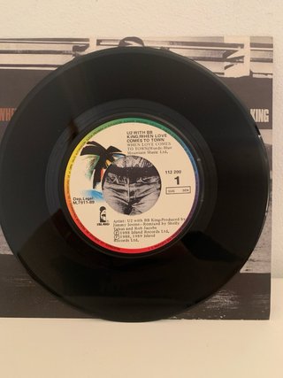 U2 - When Love Comes to Town (single 7” España)