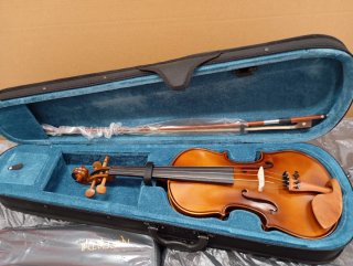 Violín 4/4 Adulto con Estuche, Arco y Resina