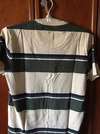 Camiseta Hollister Talla S Rayas