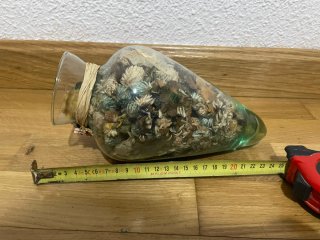 Jarrón cristal con flores secas