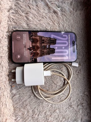iPhone 15 128GB Como Nuevo