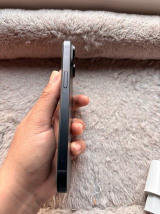iPhone 15 128GB Como Nuevo