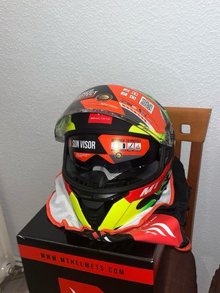 Casco Integral MT Helmets Thunder 4 SV Yamanaka