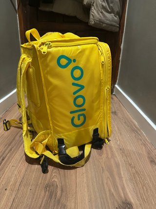 Mochila Glovo Amarilla y Plateada