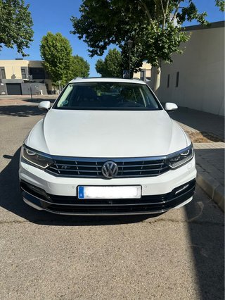 Volkswagen Passat R line 190 cv 4 motion DSG