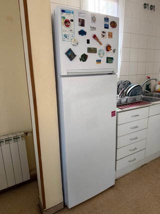 Nevera Beko blanca