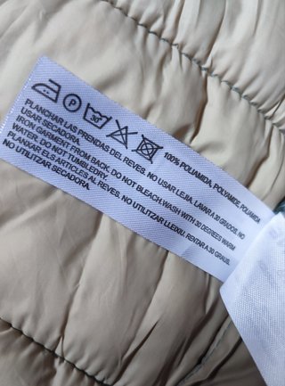 Chaleco Acolchado Klandestine - Talla S - NUEVO