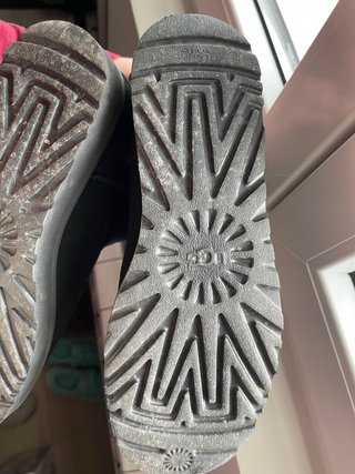 Botas UGG Negras Talla 38 ,puestas unas horas