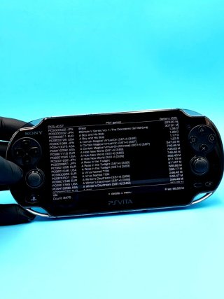 PS Vita 1000 OLED Nera