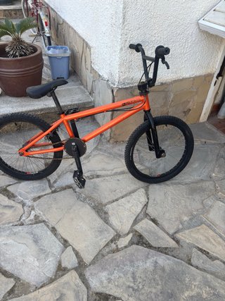 Bicicleta BMX Naranja FELT