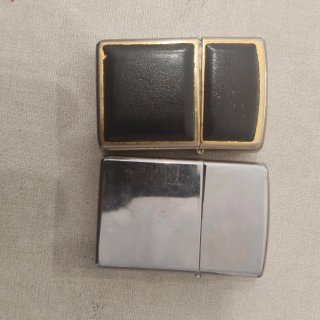 Due accendini Zippo Ferrari e VC in vendita