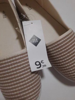 Manoletinas beige y doradas