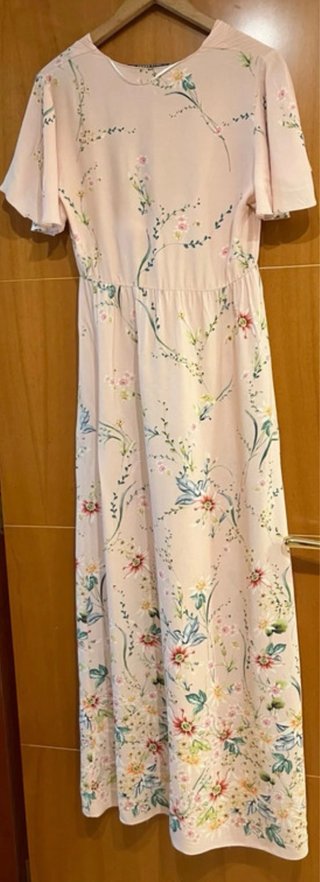 Vestido midi floral Zara
