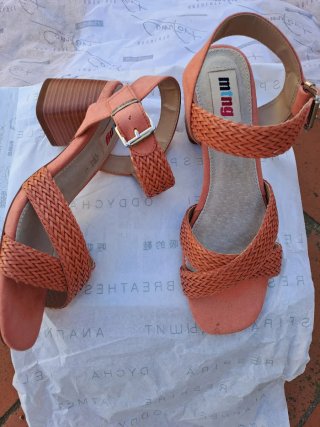 Sandalias Mustang cuña mujer talla 38