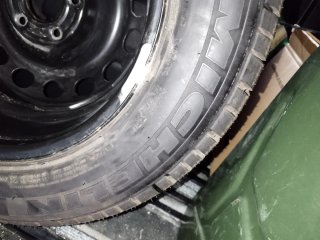 Rueda Michelin Agilis 51 215/65R16C
