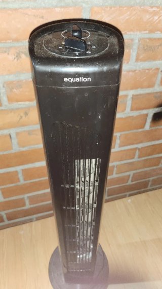 Ventilador de Torre Negro Equation