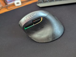 DELUX M618 Mini – Mouse Ergonomico Wireless