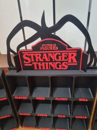 Expositor Funko Pop Stranger Things 3 Bloques