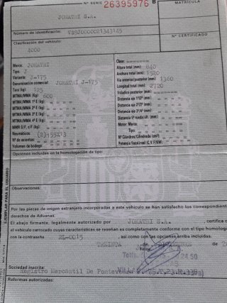 Remolque de carga metálico