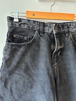 Bermuda vaquera negra Pull&Bear talla 38