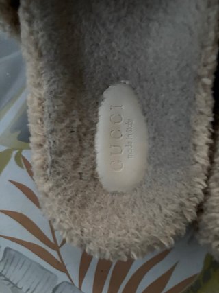 Chanclas Gucci borrego beige y marrón