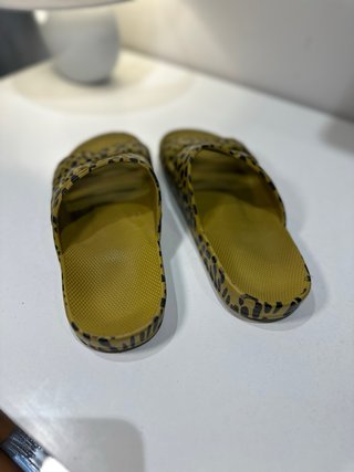 Sandalias Freedom Moses Leopardo Talla 37