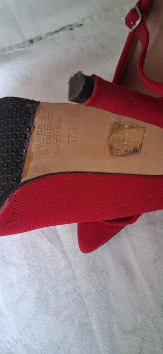 Zapatos rojos forrados