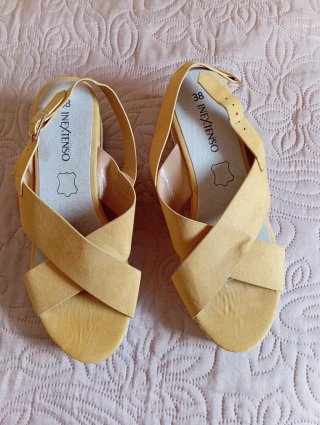 Sandalias INEXTENSO Beige/Amarillas Talla 39