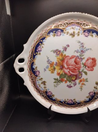Bandeja de porcelana fina con flores