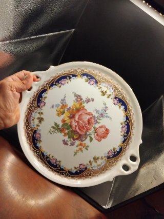 Bandeja de porcelana fina con flores