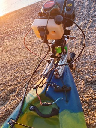 Kayak a motor