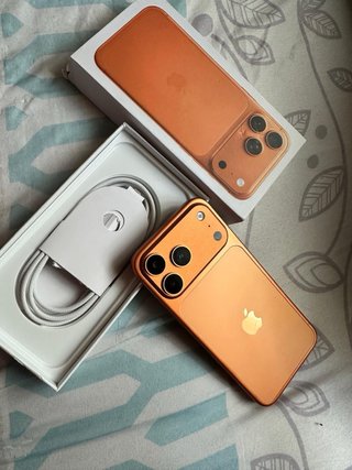 iPhone 17 Rpli