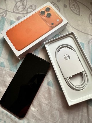 iPhone 17 Rpli