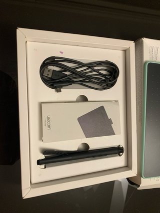 Wacom Intuos Bluetooth - Como nueva