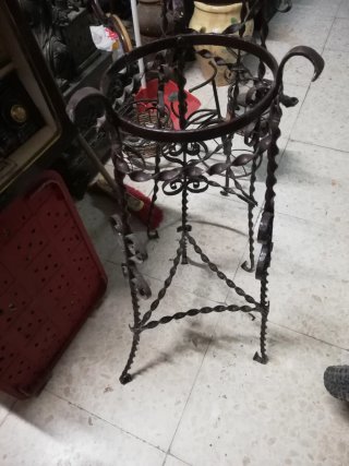 Jardinera Hierro Forjado Hecha a Mano