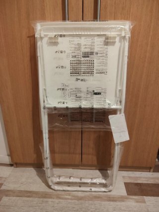 Silla plegable blanca para jardín