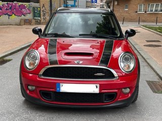 MINI Clubman 2012