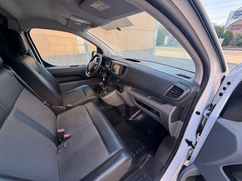 Opel Vivaro 2022, foto 4