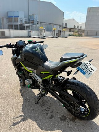 Kawasaki Z900 Naked