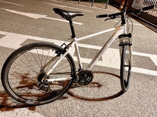 Bicicleta de montaña/ ciudad blanca Lista para uza