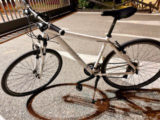 Bicicleta de montaña/ ciudad blanca Lista para uza